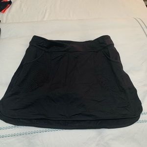 Carrie Underwood athletic wear tennis skirt.